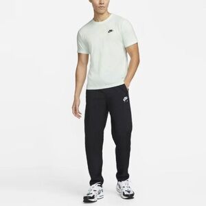 Nike Basic Patch Tee Mens Medium